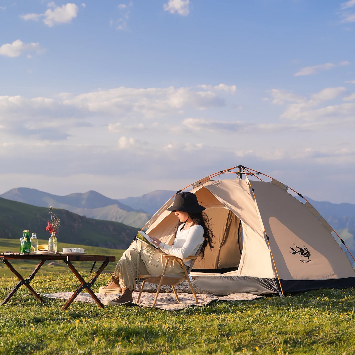 Instant Golden Tent - Portable 3-4 Person Sun & Rain Shelter for Beach & Camping